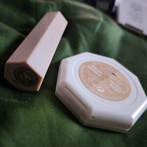 Fenty Beauty contour and highlighter bundle!